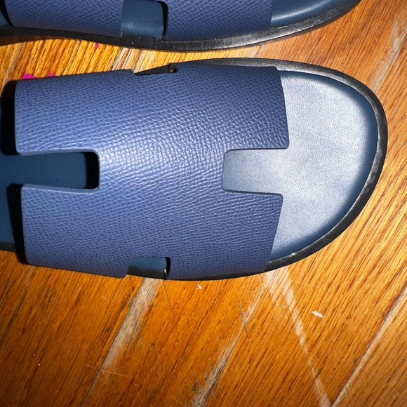 HERMÉS Izmir Sandals - Marine - Picture 6 of 8